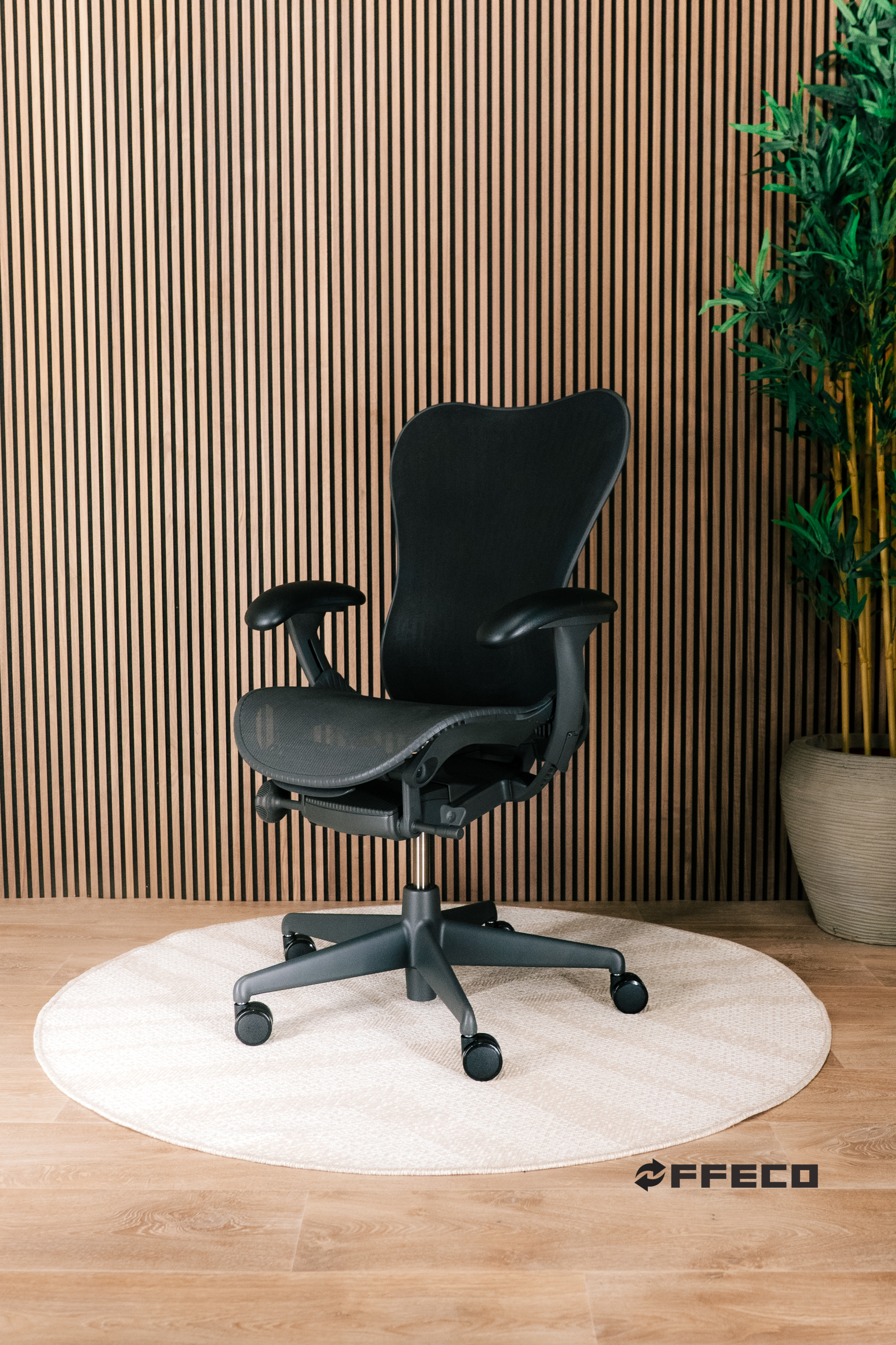 Herman Miller Mirra 2 Graphite Butterfly Zomerdeal
